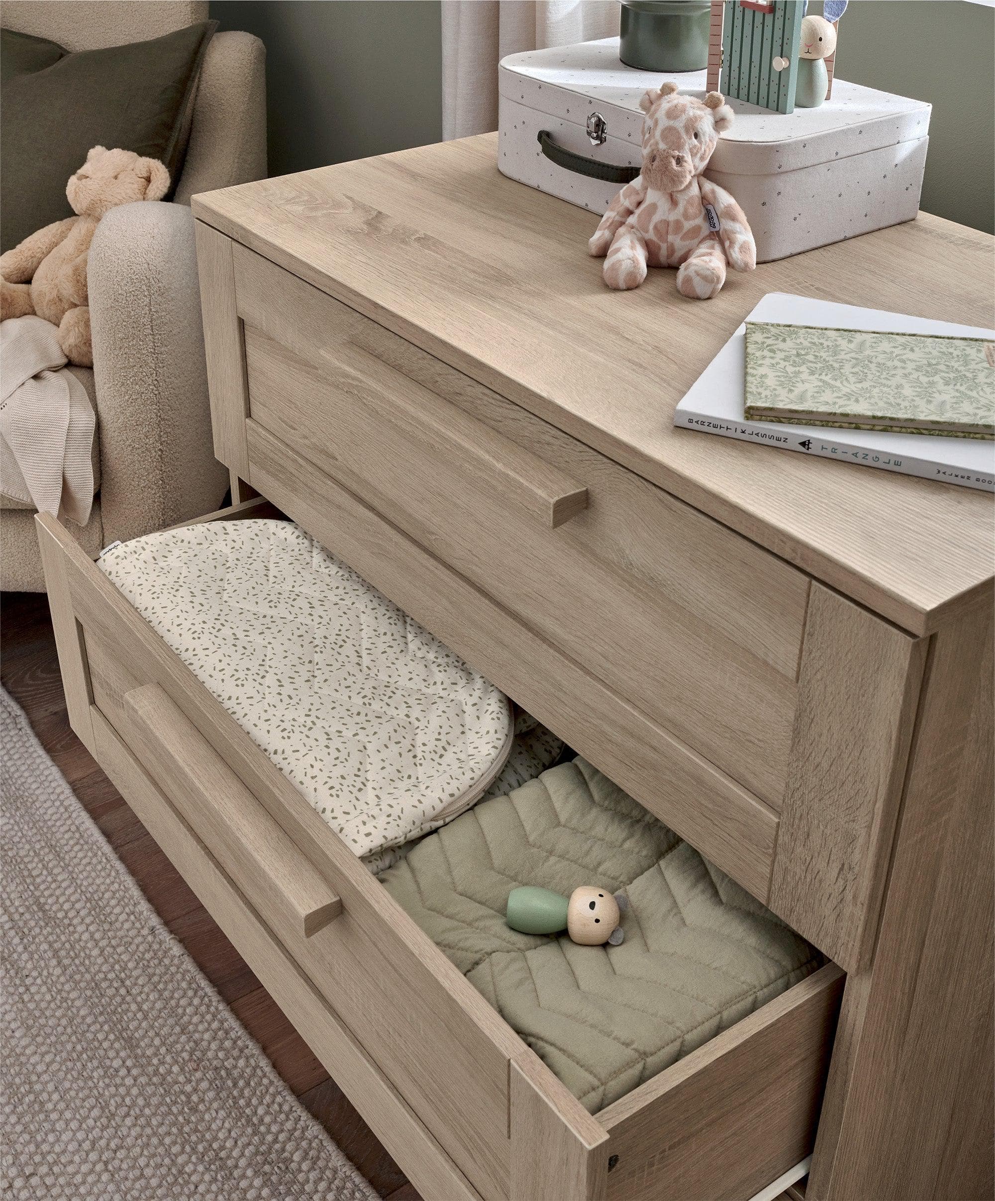 Atlas 3 Piece Cotbed Range with Dresser Changer & Wardrobe - Light Oak - Image 7