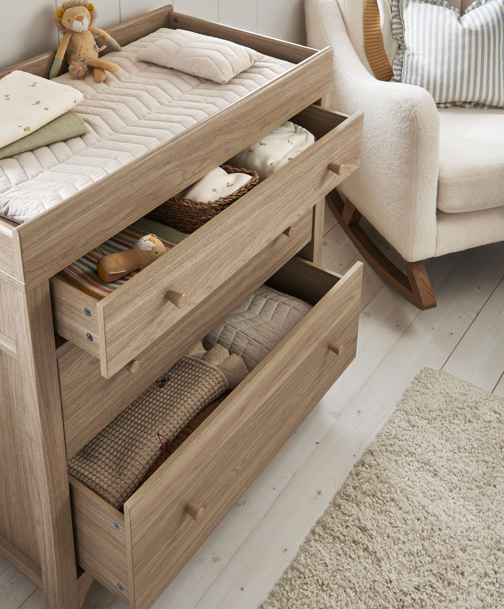 Barton Dresser Changer - Oak - Image 3