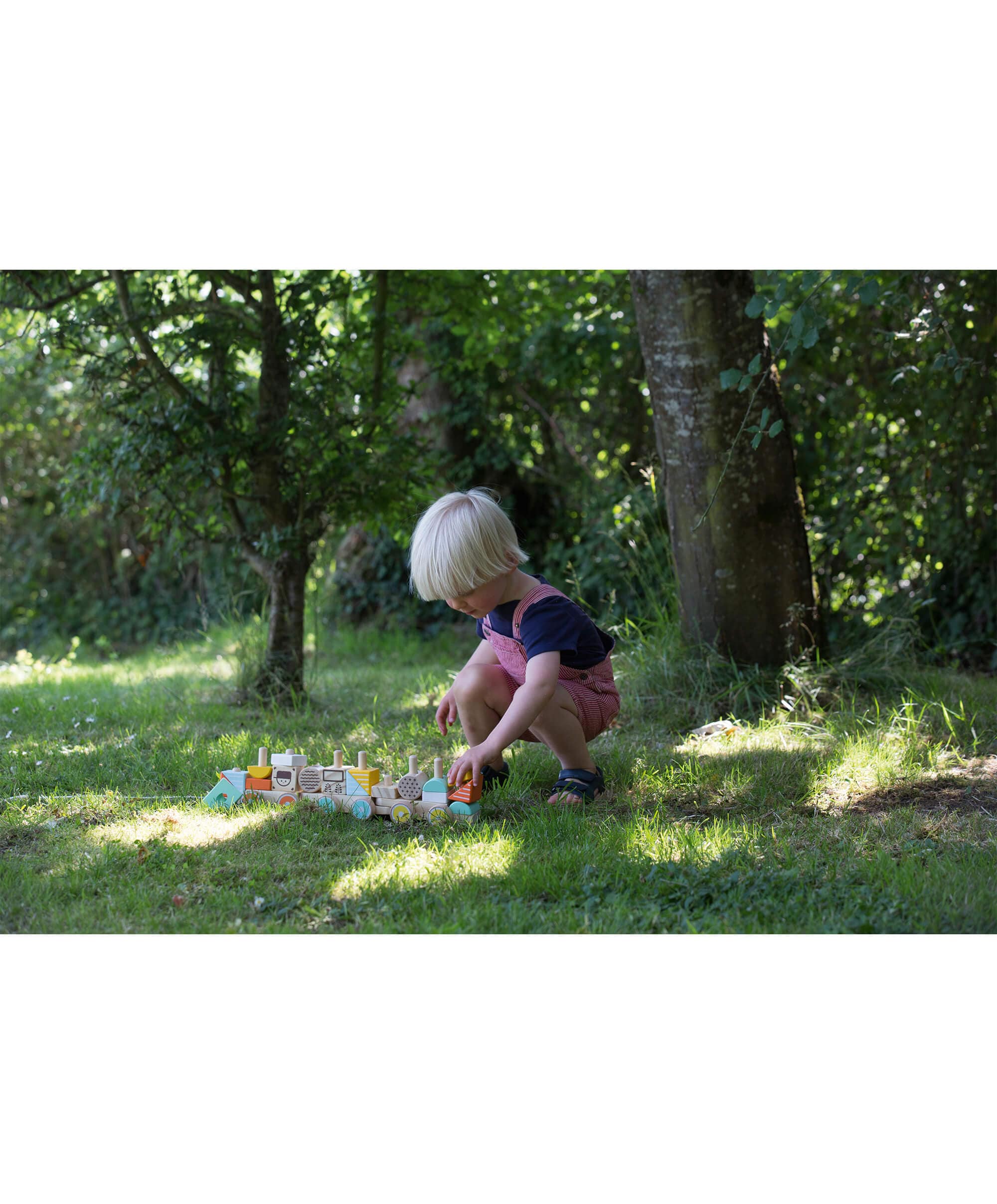 Classic World Pull Wooden Train Toy - Image 6