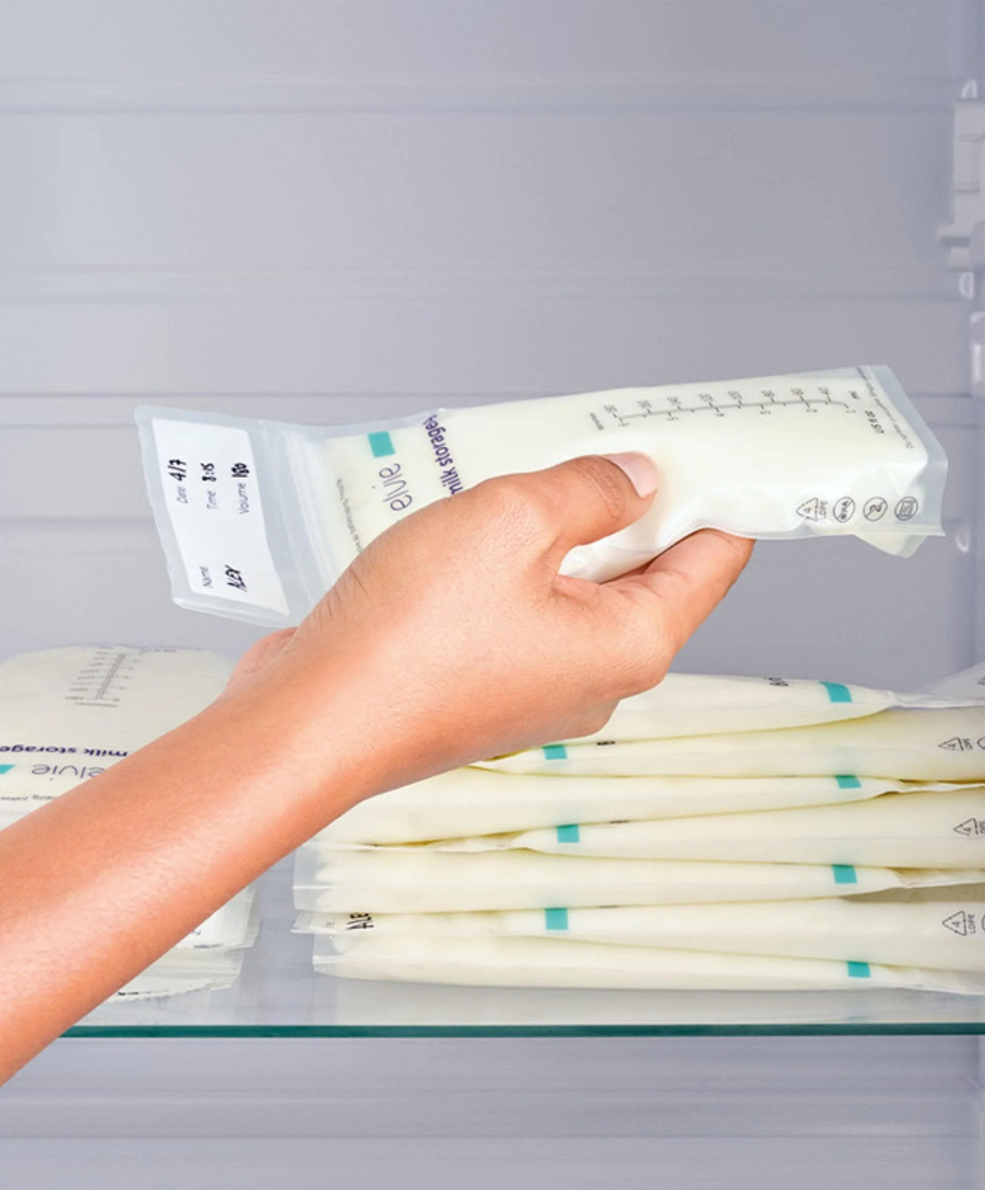 Elvie Breast Milk Storage Bags - Pack of 100 - Image 4