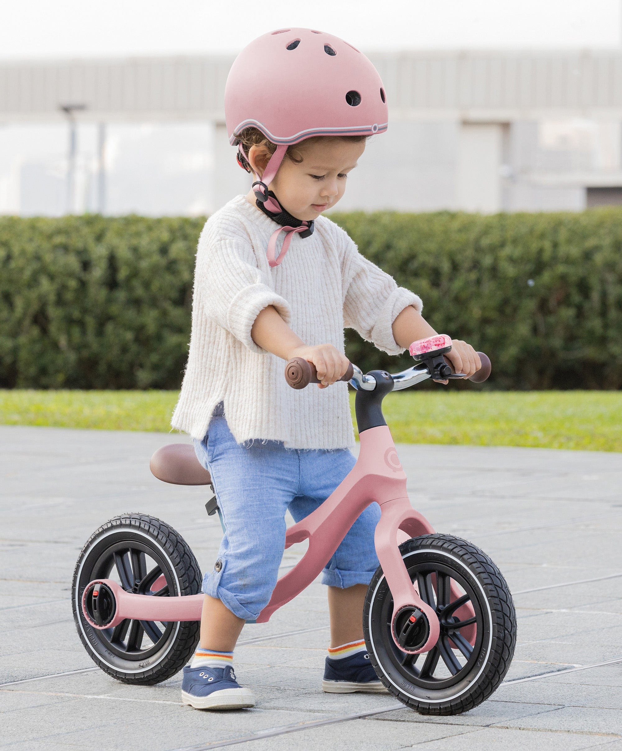 Globber Go Bike Elite Air - Pastel Pink - Image 2