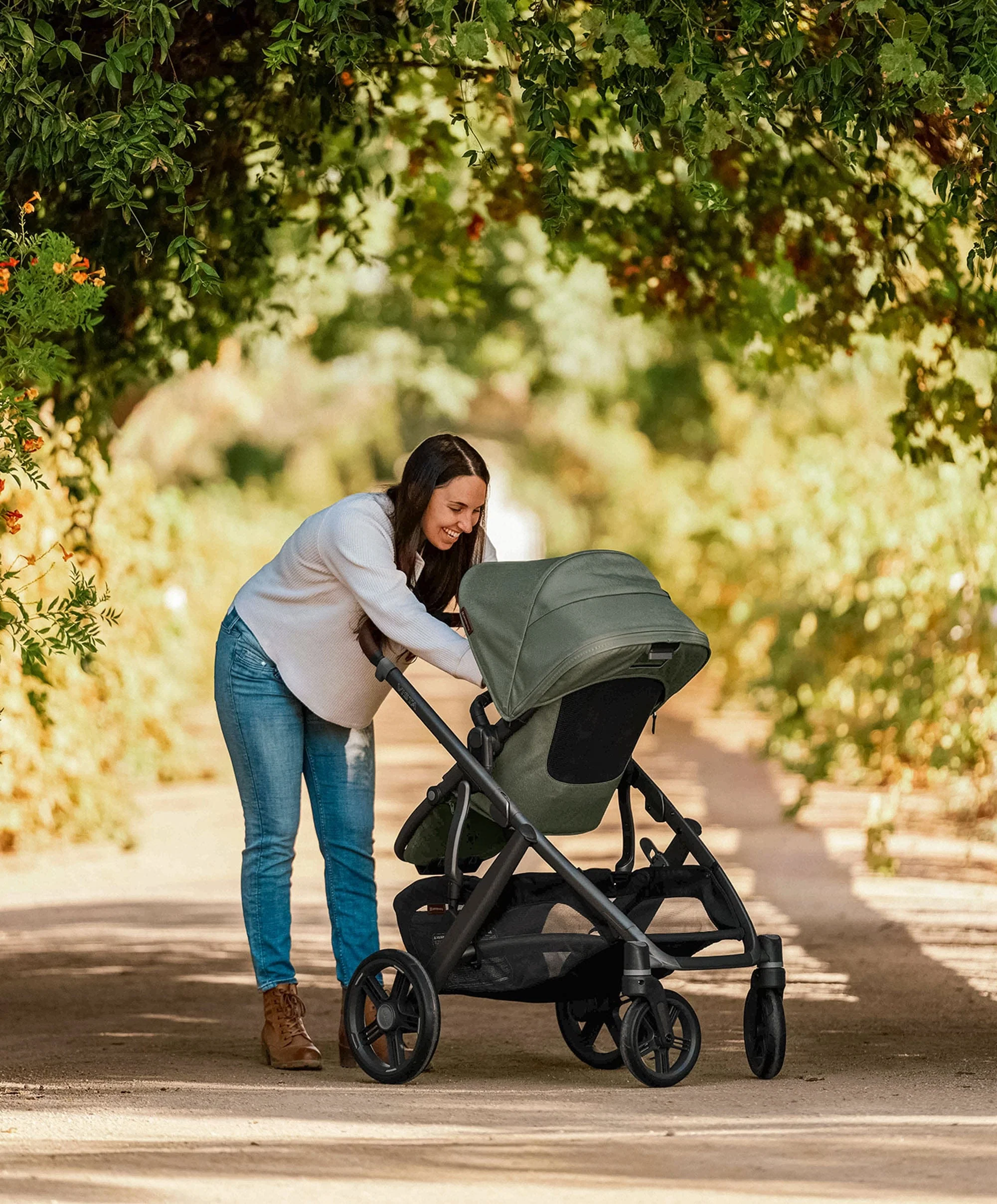 UPPAbaby Vista V3 Stroller and Carrycot Evelyn - Image 2