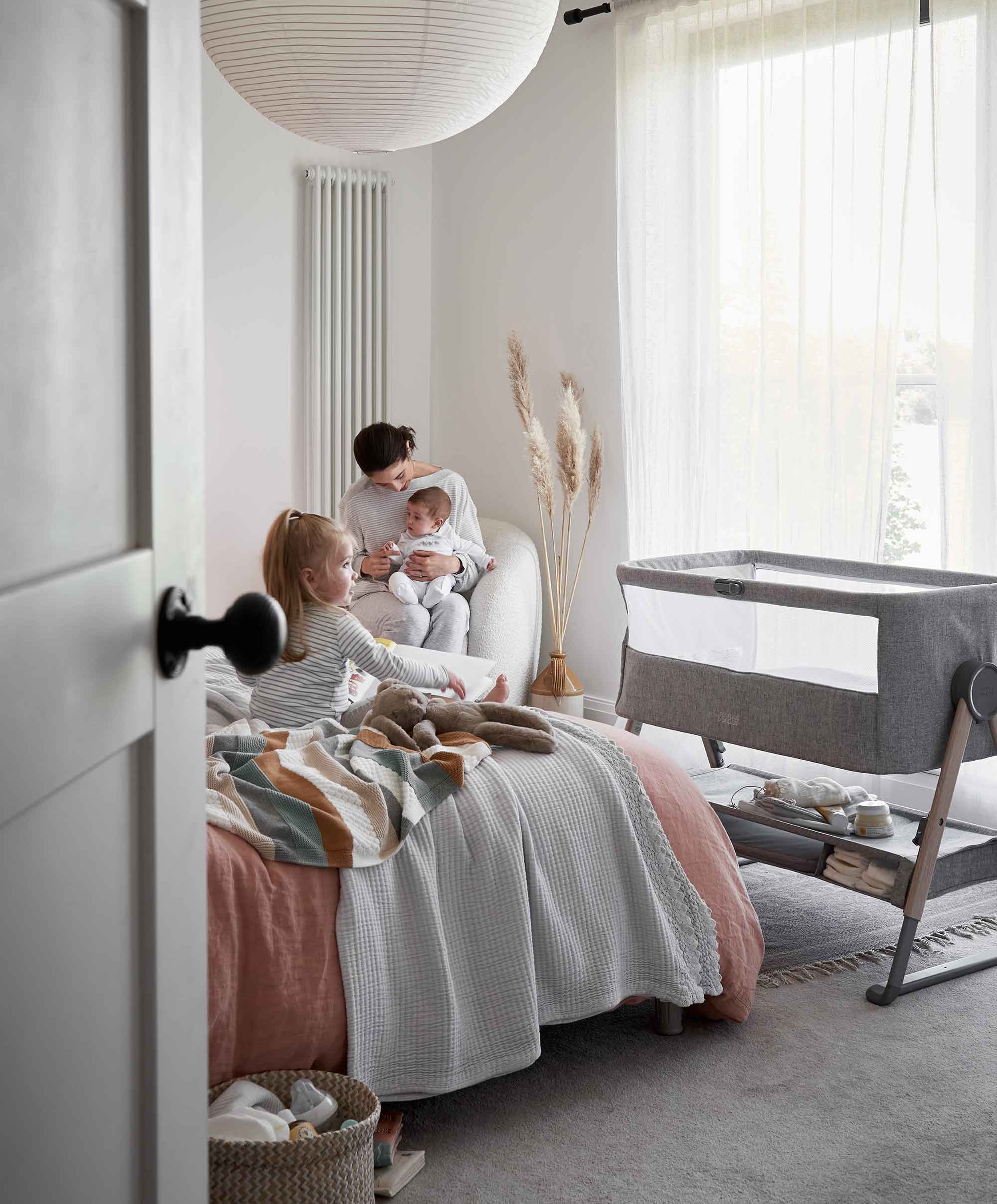 Lua Bedside Crib - Grey - Image 13