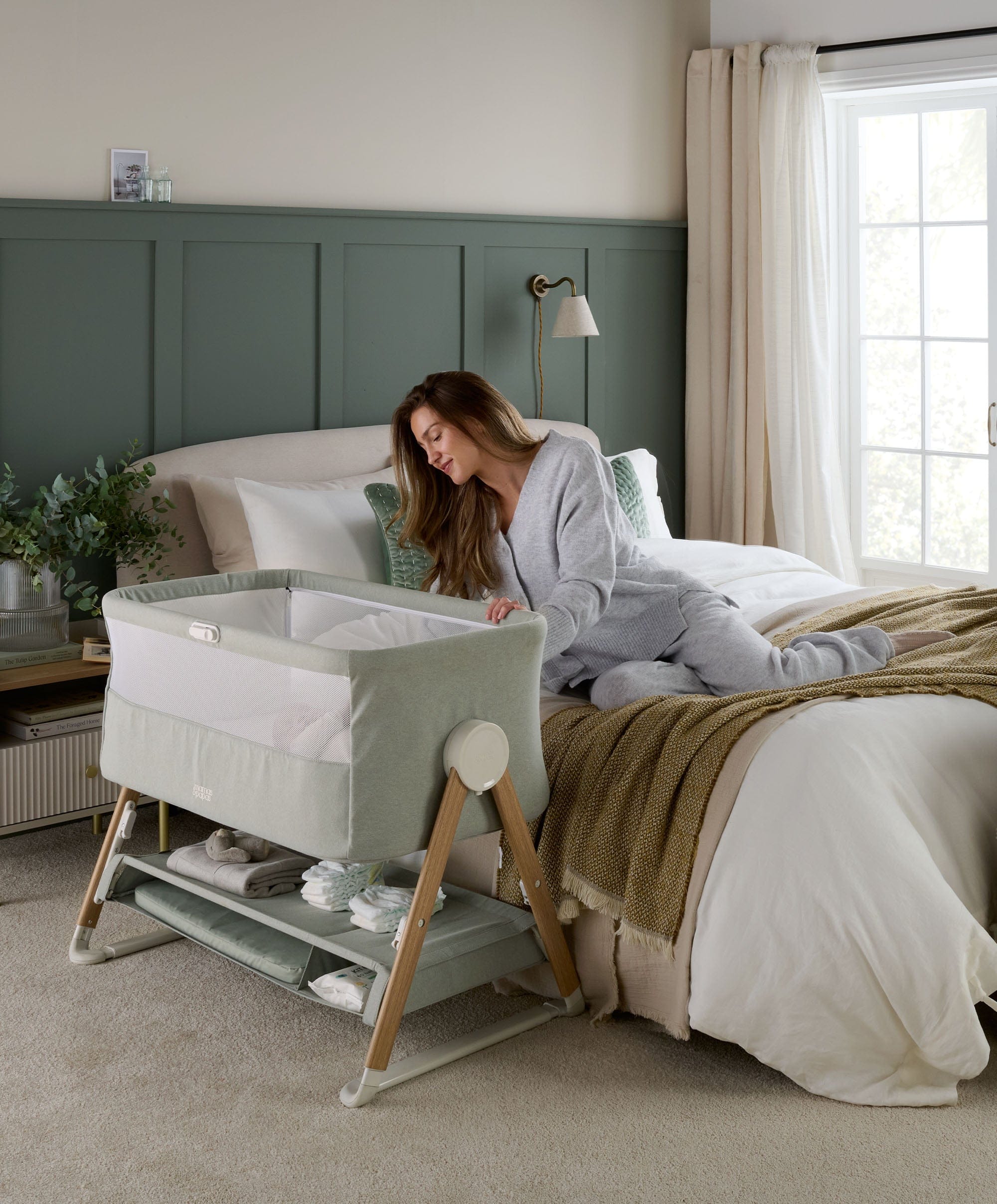 Lua Bedside Crib - Sage - Image 3