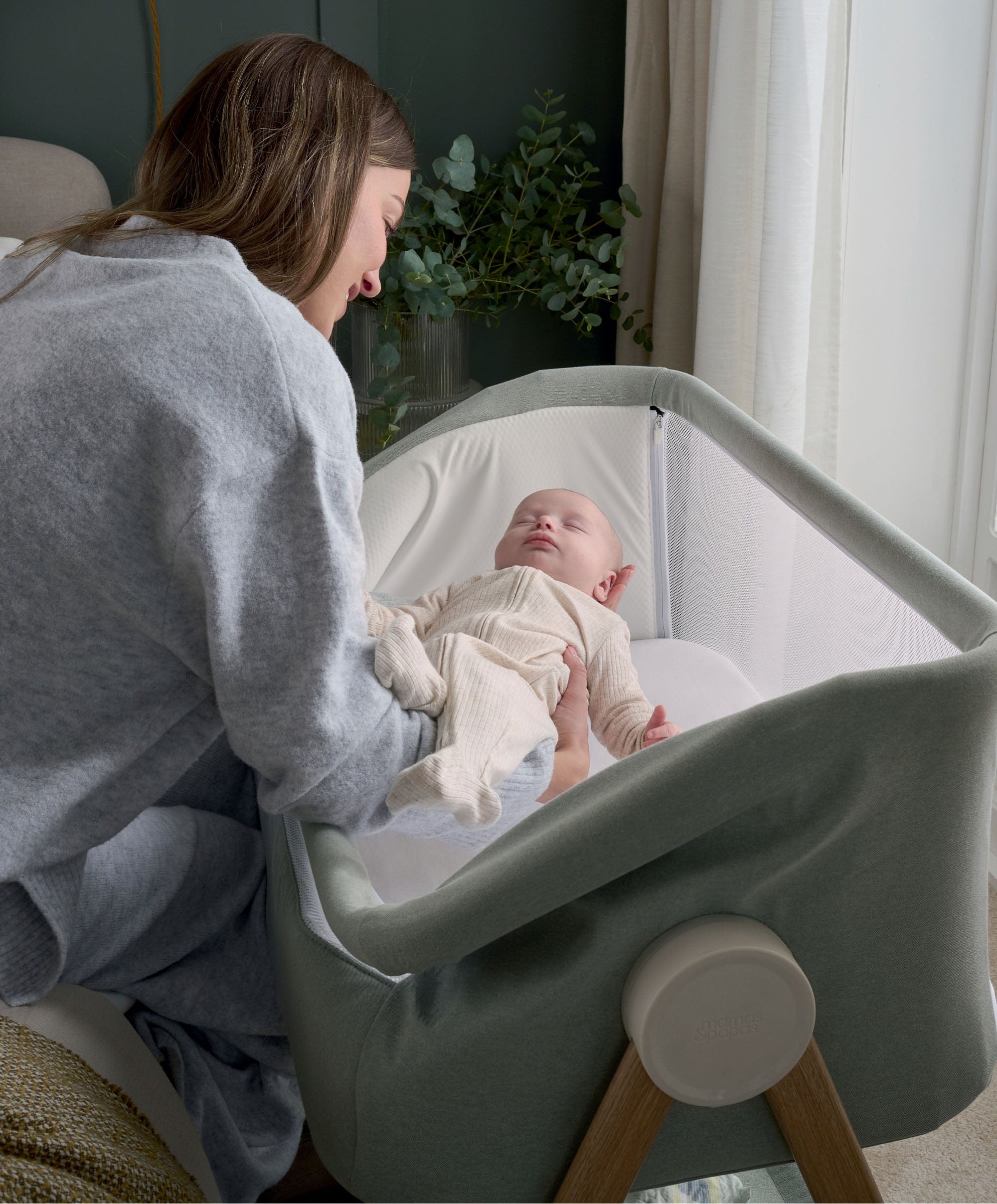 Lua Bedside Crib - Sage - Image 6