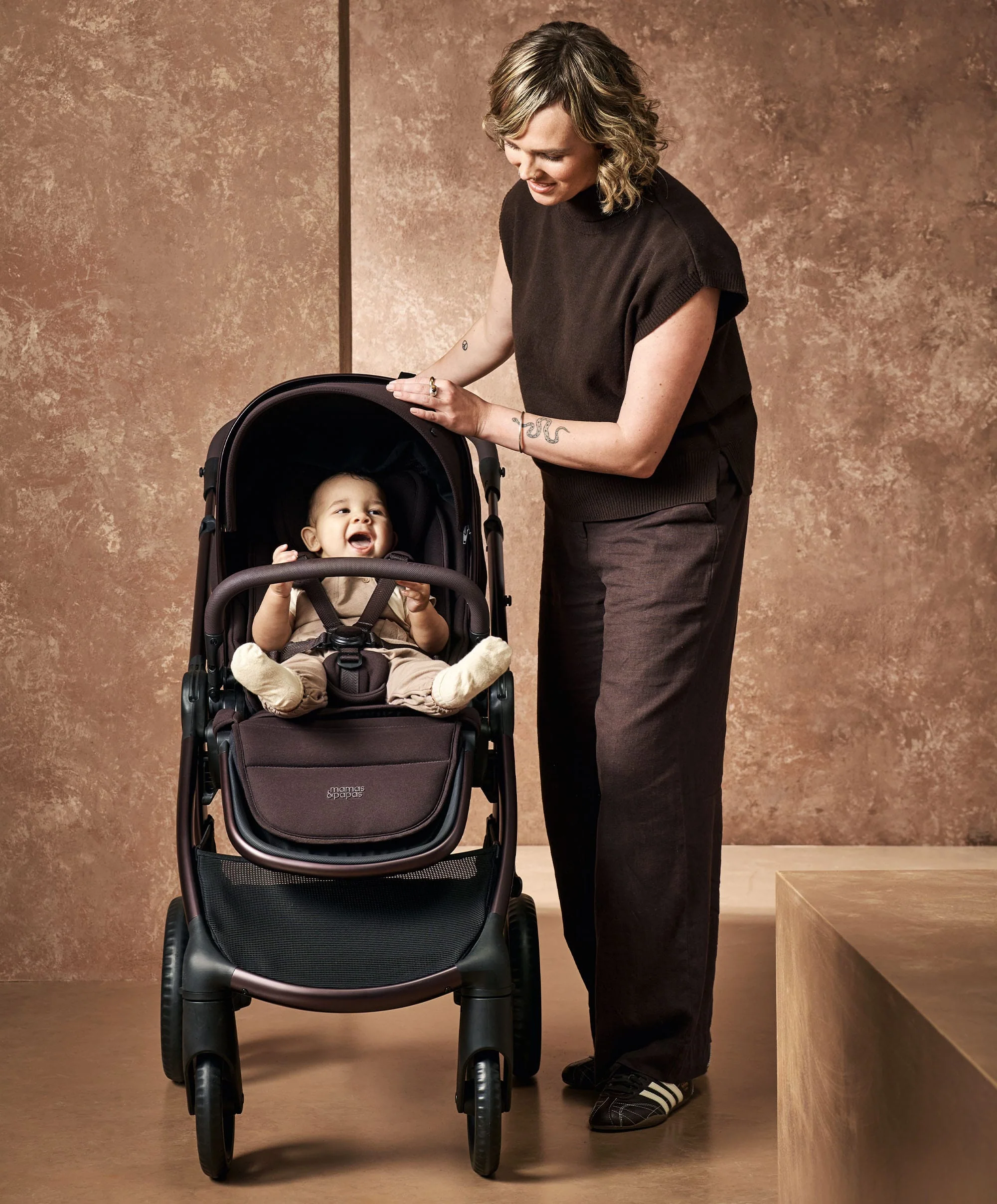 Ocarro 2 Pushchair Ultimate Newborn Bundle With Cybex Cloud T i-Size Rotating Baby Car Seat & Base (14 Pieces) - Americano - Image 2