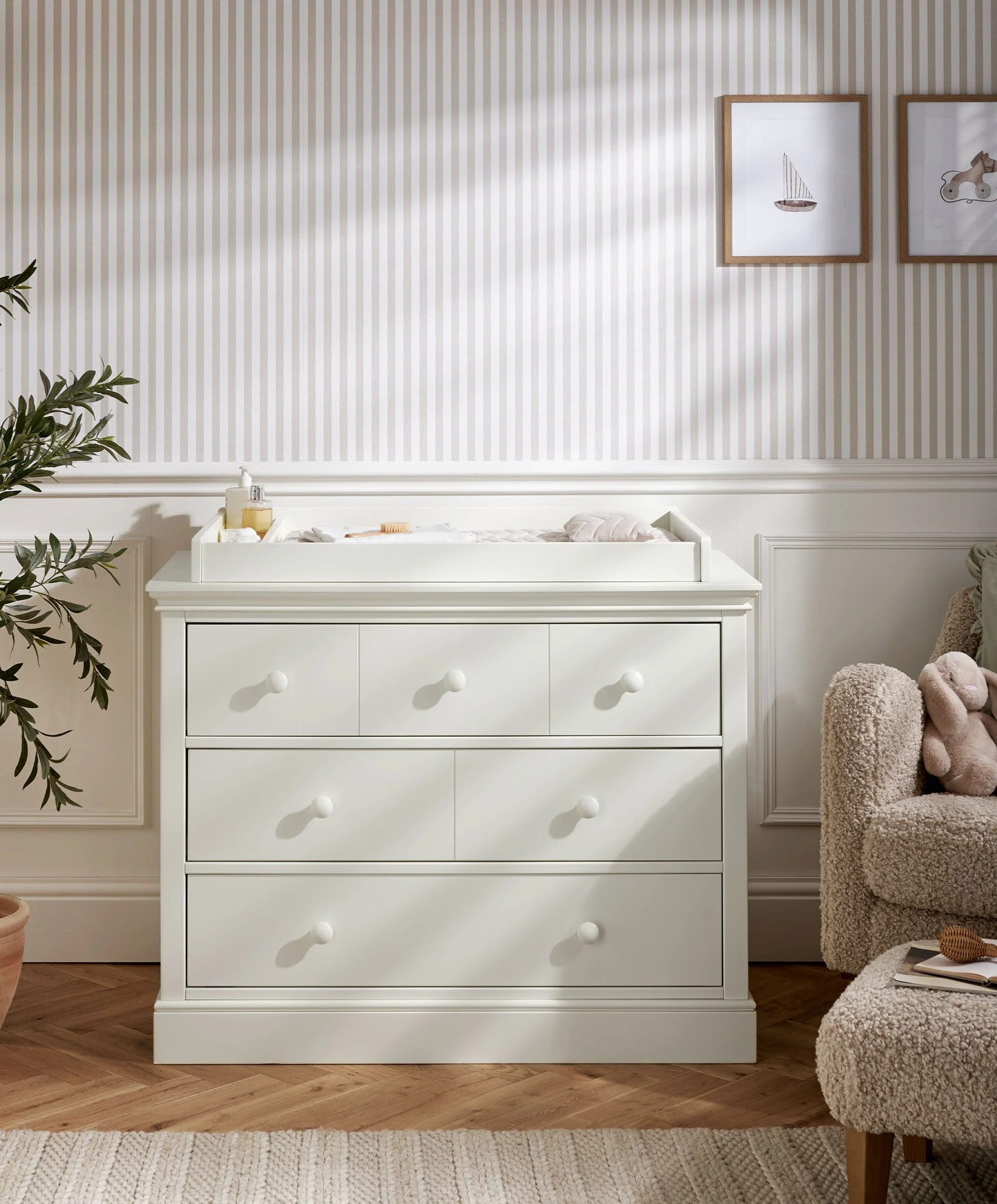 Oxford 3 Piece Cotbed Range with Dresser Changer & Wardrobe - White - Image 4
