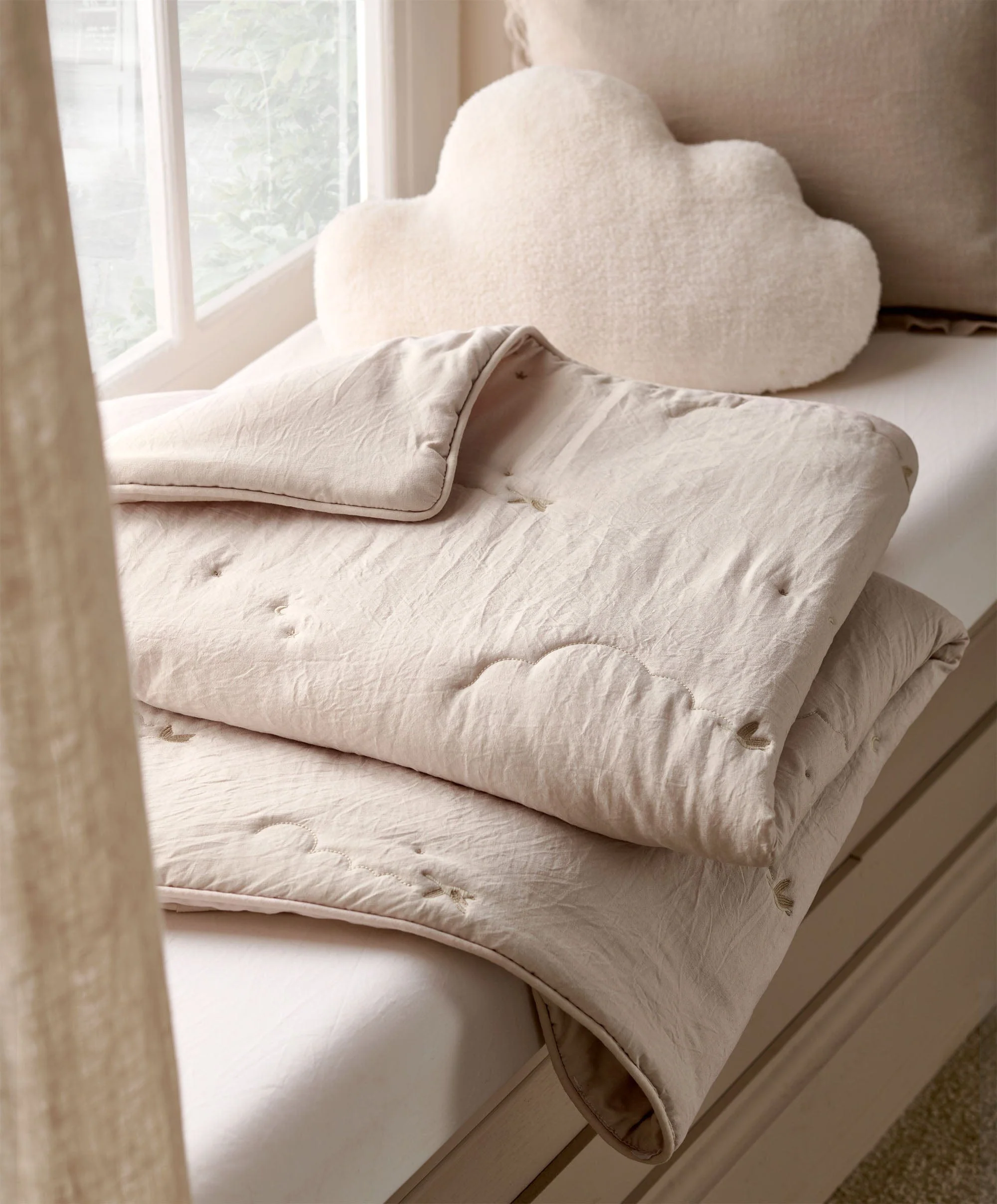 Quilt (4.0 Tog) - Welcome to the World Duckling - Taupe - Image 3
