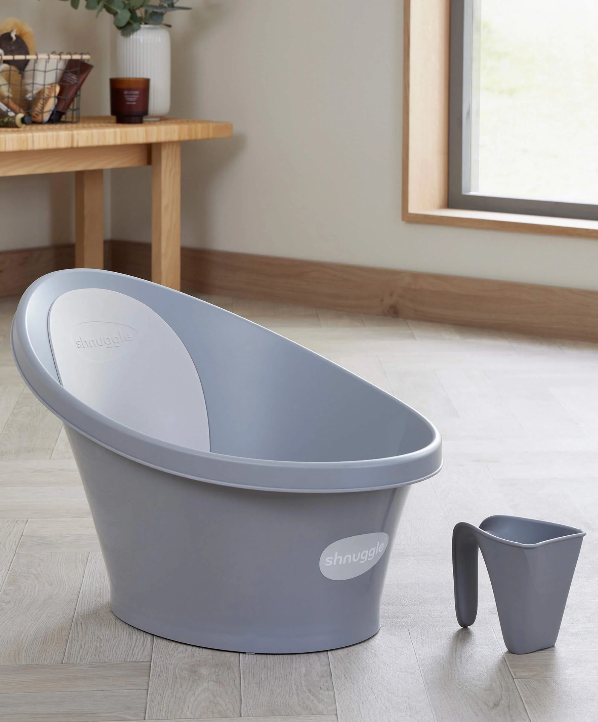 Shnuggle Baby Bath with Plug - Pebble Grey - Image 5