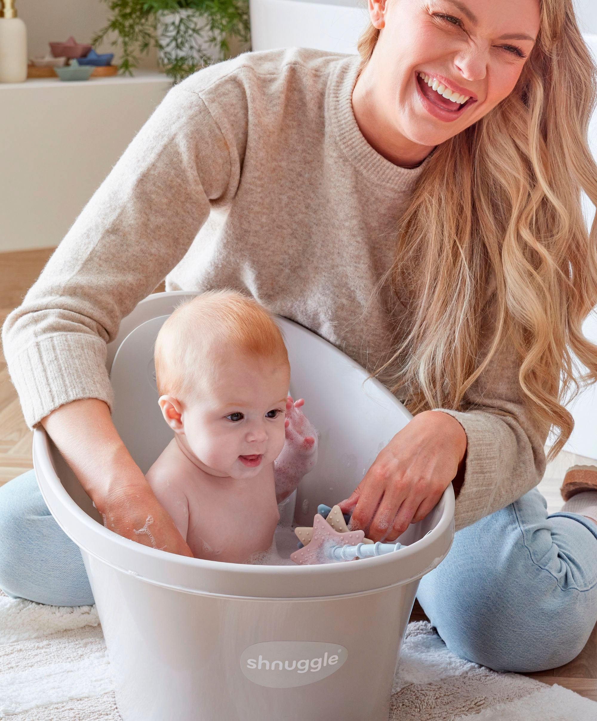 Shnuggle Newborn Baby Bath - Taupe - Image 6