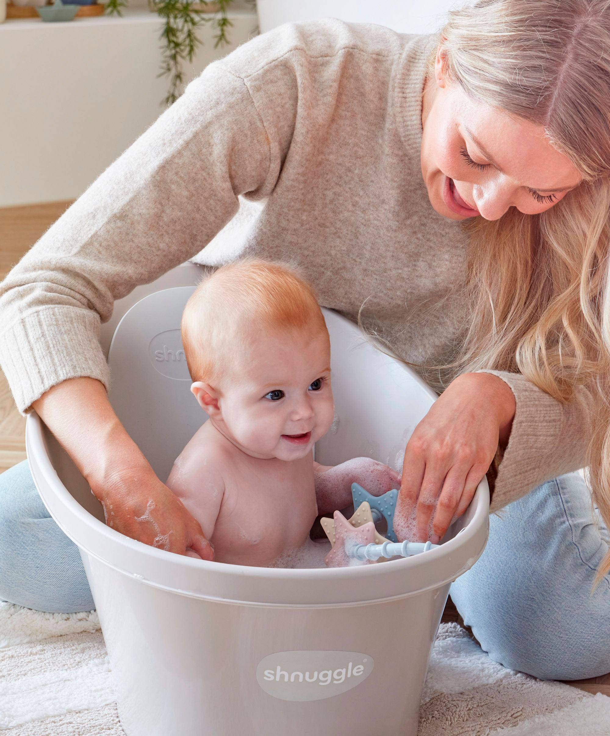 Shnuggle Newborn Baby Bath - Taupe - Image 7