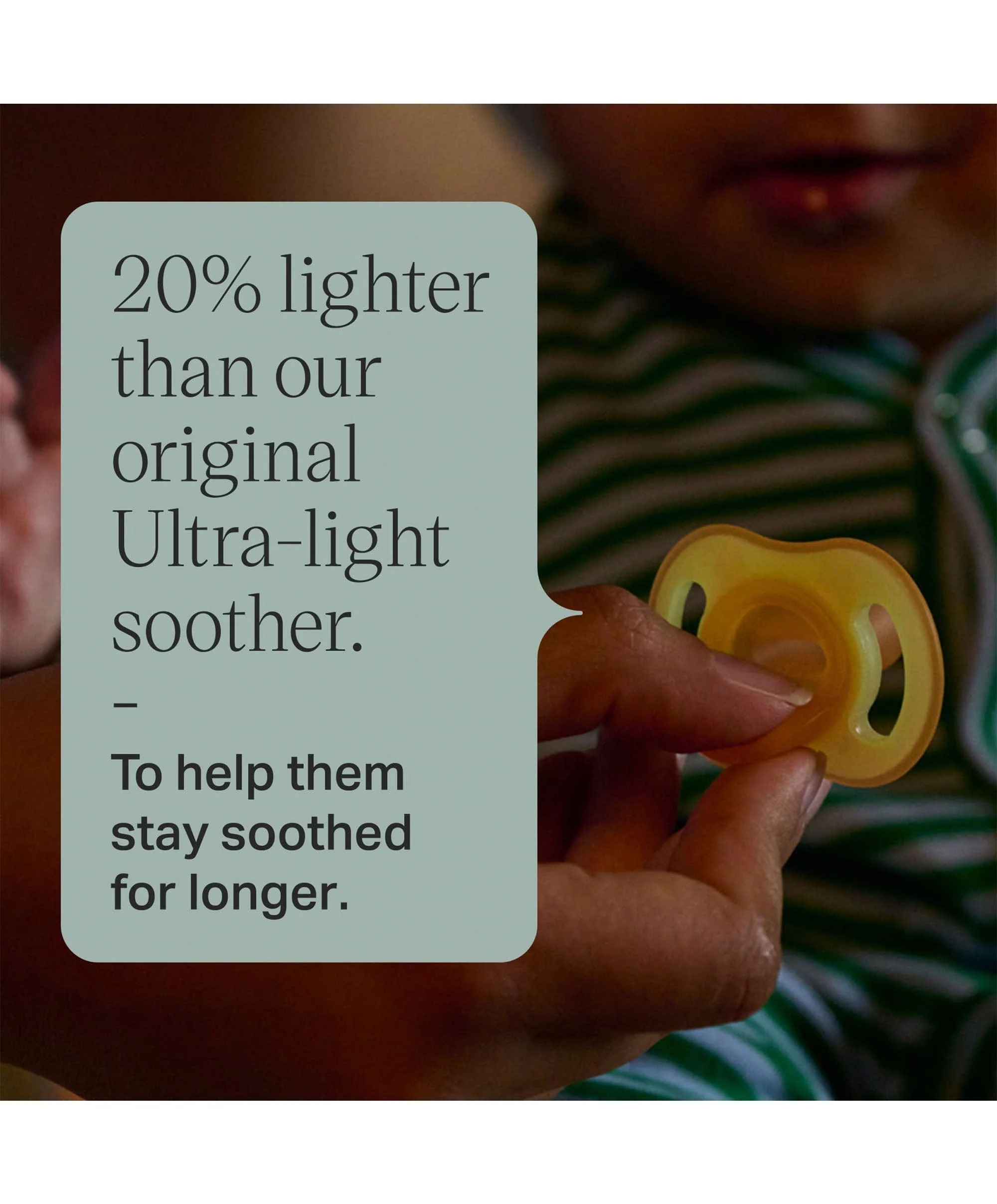 Tommee Tippee Ultra-light StayPut Night Glow Soother  0-6m  (2 Pack) - Image 6