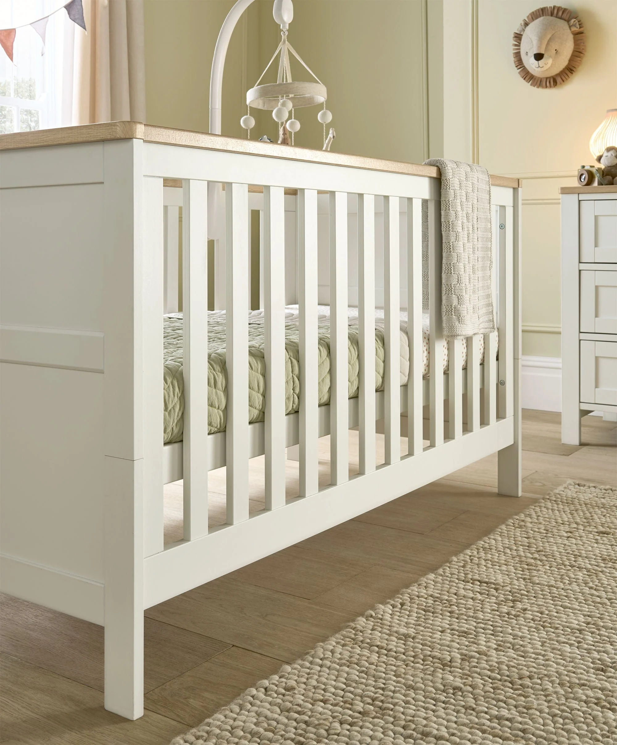 Wedmore Cotbed - White/Oak